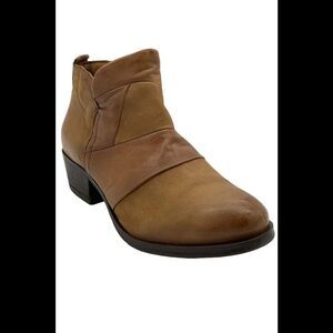 Miz Mooz Leather Cut-Out Ankle Boots Burlington Honey - Wide